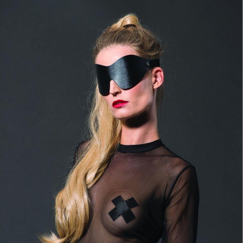 Antifaz grande de cuero vegano